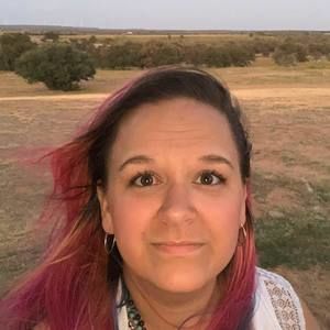 Meet your Posher, Beverly